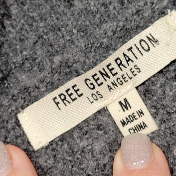 Free Generation Gray Sweater Stretch Preppy Long Bell Sleeves Cozy Womens Size M - Picture 4 of 11